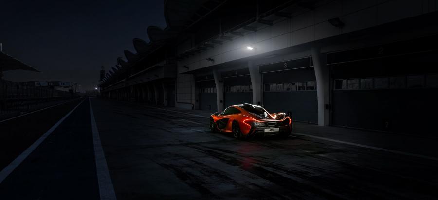  McLaren P1 2013 года  (фото 13 из 49)